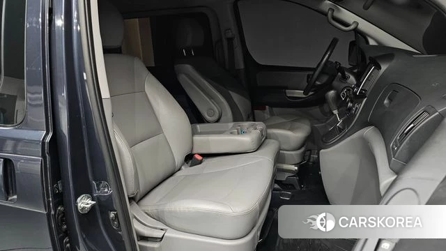 Hyundai The New Grand Starex 2018 Серый из Кореи, фото 2