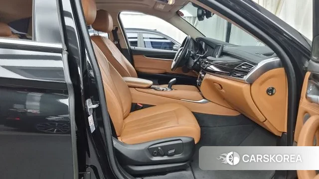 BMW X6 (F16) 2018 Черный из Кореи, фото 2