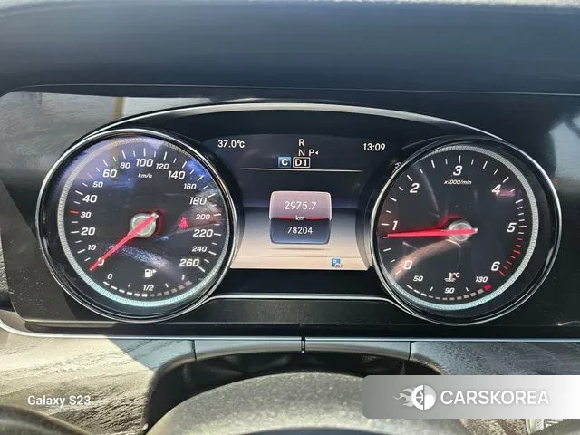 Mercedes-Benz E-Class W213 2018 Белый из Кореи, фото 2