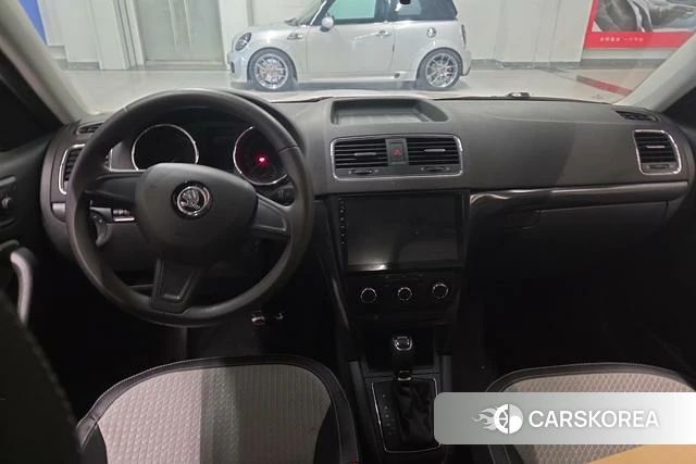 Skoda Yeti 2019 Белый из Китая, фото 2