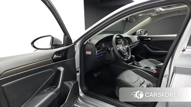 Volkswagen 7th Generation of Jetta 2020 Серебряный из Кореи, фото 2