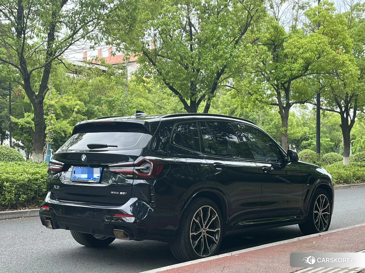 BMW X3 2023 Черный из Китая, фото 2