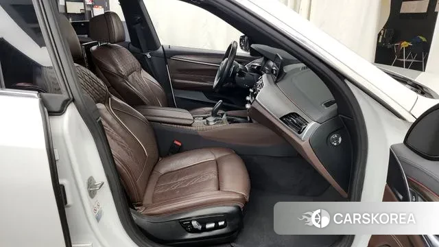 BMW 6 Series GT (G32) 2020 Белый из Кореи, фото 2