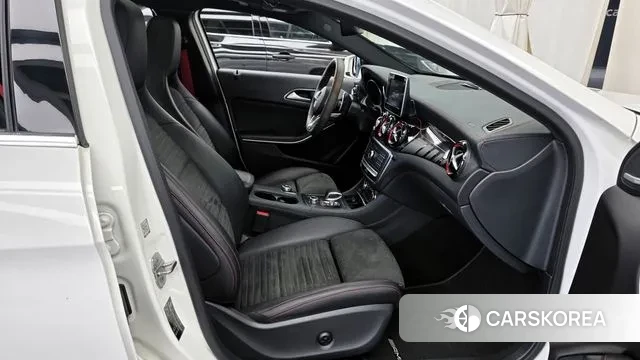 Mercedes-Benz GLA-Class X156 2019 Белый из Кореи, фото 2