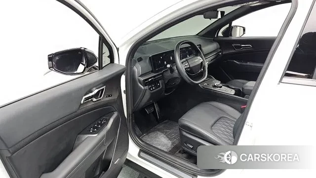 Kia The New Sportage 5th Generation Hybrid 2025 Белый из Кореи, фото 2