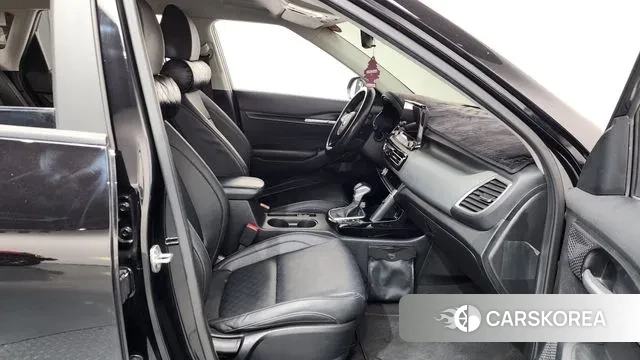 Kia Seltos 2021 Черный из Кореи, фото 2