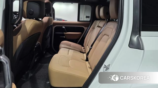Land Rover Defender (L663) 2025 Белый из Кореи, фото 2