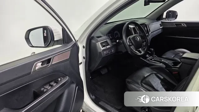 Ssangyong Rexton Sports 2018 Белый из Кореи, фото 2