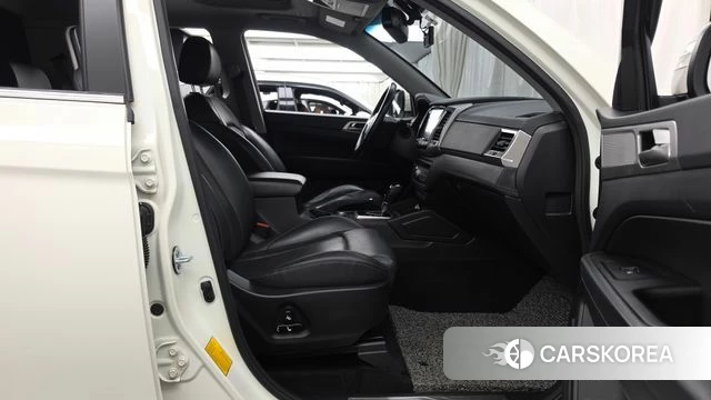 Ssangyong Rexton Sports 2019 Белый из Кореи, фото 2