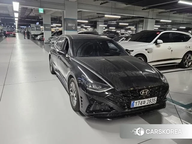 Hyundai Sonata (DN8) 2022 Черный из Кореи, фото 2