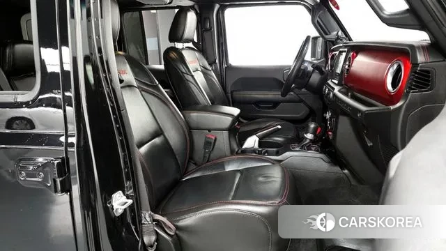 Jeep Wrangler (JL) 2020 Черный из Кореи, фото 2