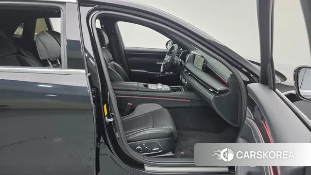 Genesis G90 (RS4) 2024 Черный из Кореи, фото 2