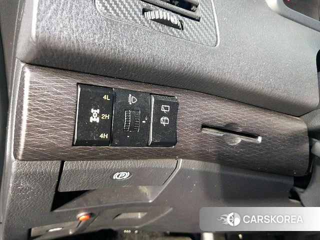 Ssangyong Korando Turismo 2018 Черный из Кореи, фото 2