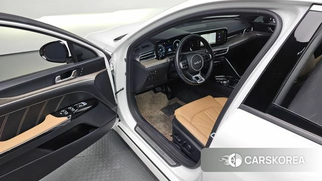 Kia K5 3rd generation 2022 Белый из Кореи, фото 2