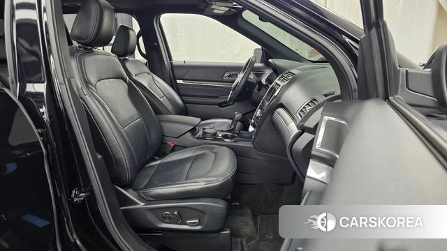 Ford Explorer 2018 Черный из Кореи, фото 2