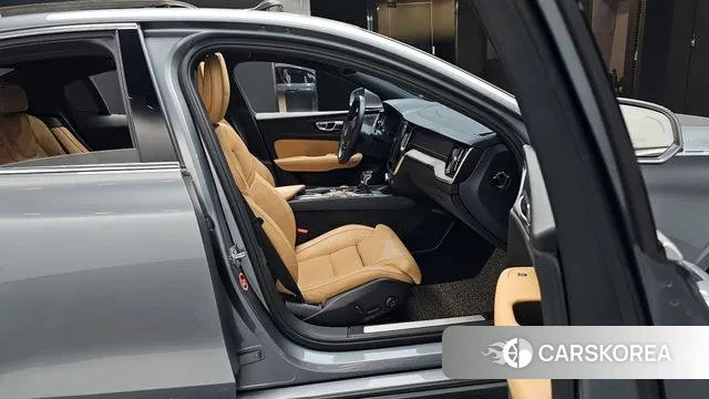 Volvo S60 3rd generation 2019 Серый из Кореи, фото 2