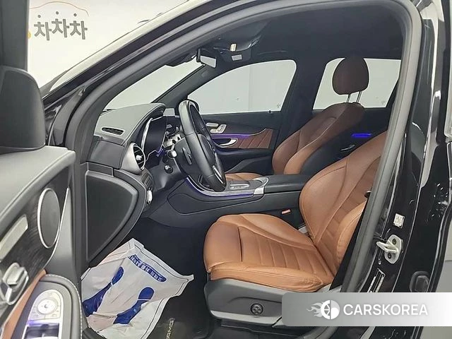 Mercedes-Benz GLC-Class X253 2022 Черный из Кореи, фото 2
