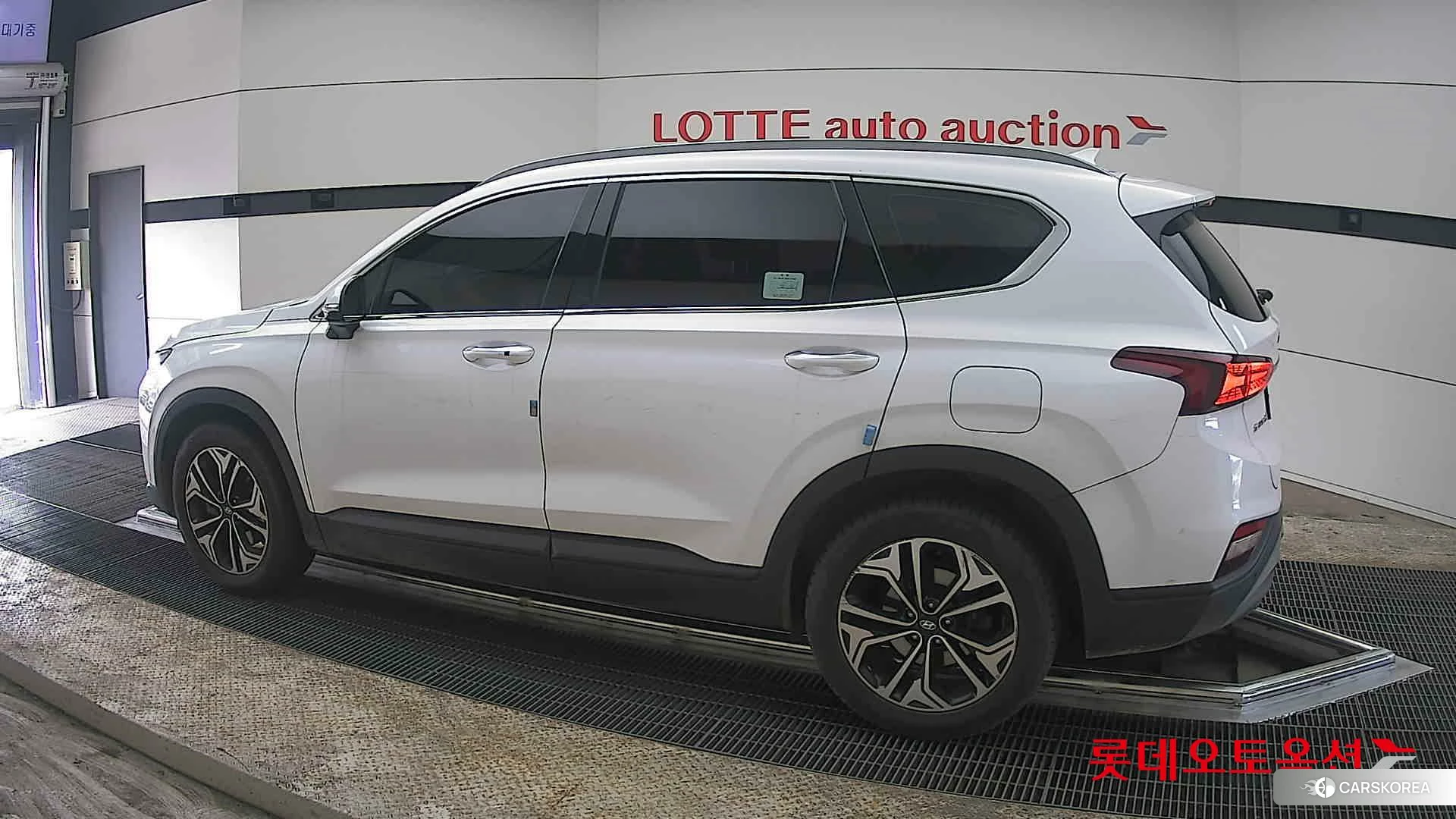 Hyundai Santa Fe 2019 Белый из Кореи, фото 2