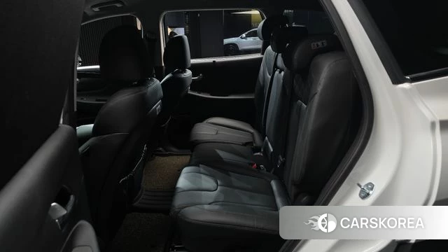 Hyundai The New Santa Fe 2023 Белый из Кореи, фото 2