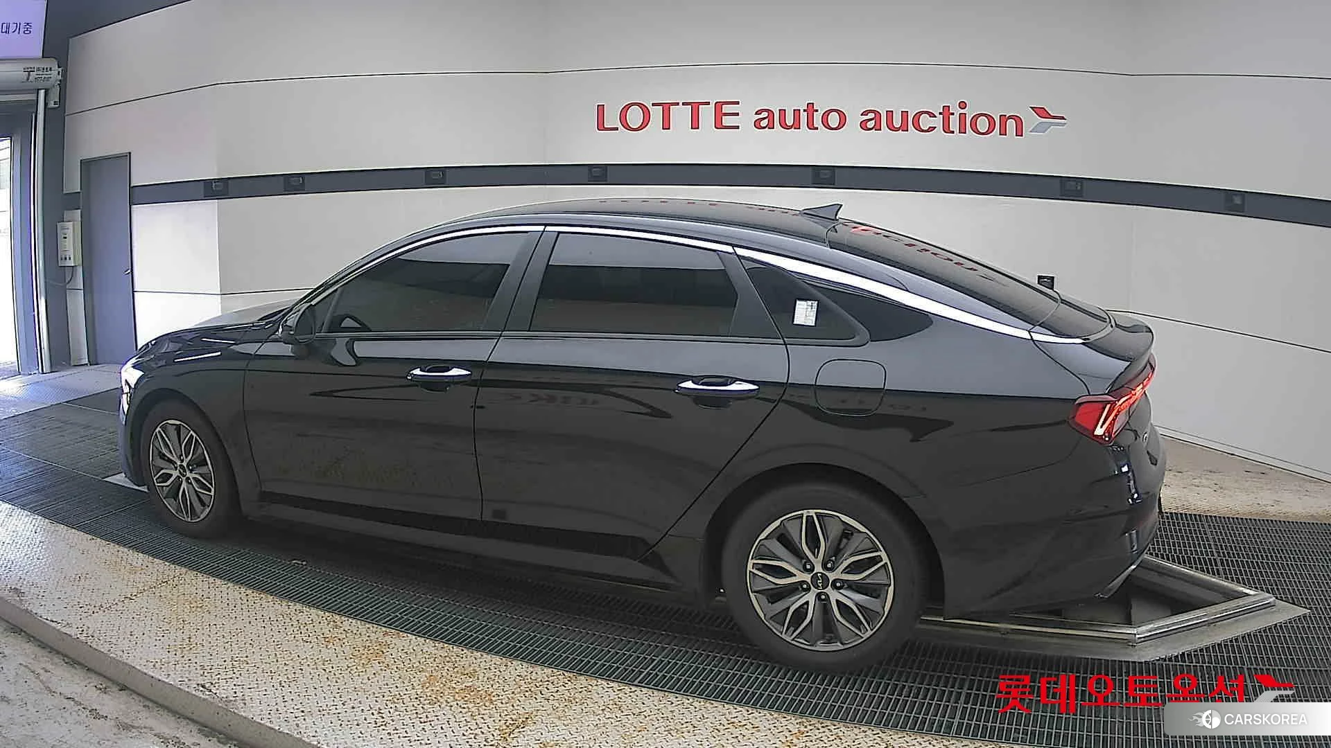 Kia K5 Hybrid 2022 Aurora Black Pearl из Кореи, фото 2