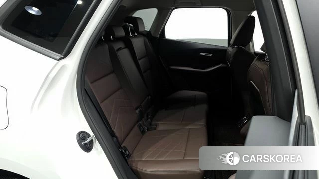 BMW 2 Series Active Tourer (U06) 2025 Белый из Кореи, фото 2