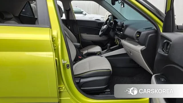 Hyundai Venue 2020 Светло-зеленый из Кореи, фото 2