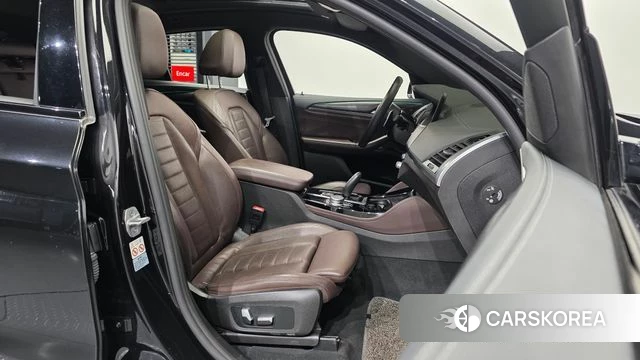 BMW X4 (G02) 2021 Черный из Кореи, фото 2