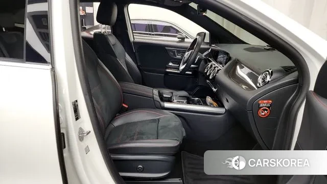 Mercedes-Benz GLA - Class H247 2022 Белый из Кореи, фото 2