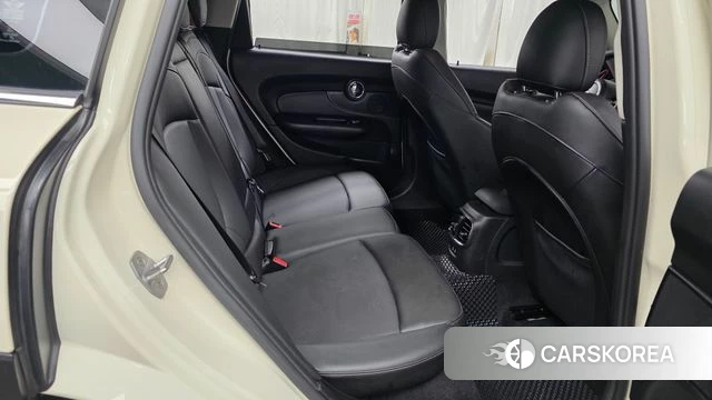Mini Cooper S Clubman 2020 Жемчужный цвет из Кореи, фото 2
