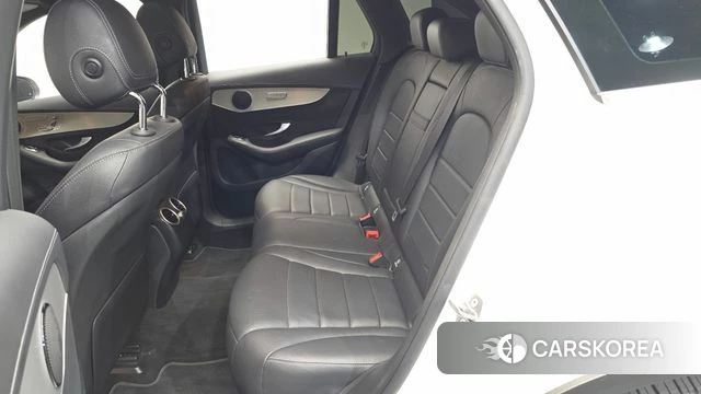 Mercedes-Benz GLC-Class X253 2021 Белый из Кореи, фото 2
