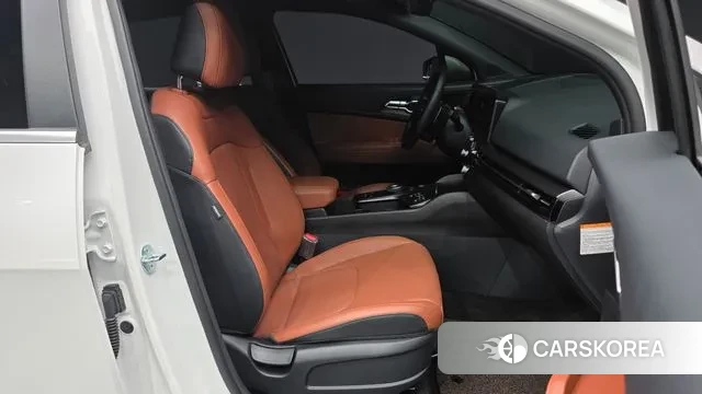 Kia The New Sportage 5th Generation Hybrid 2025 Белый из Кореи, фото 2