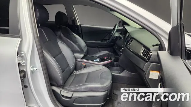 Kia Niro EV 2021 Серебристо-серый из Кореи, фото 2