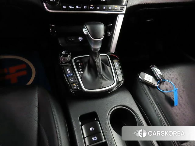 Kia Seltos 2020 Серебристо-серый из Кореи, фото 2