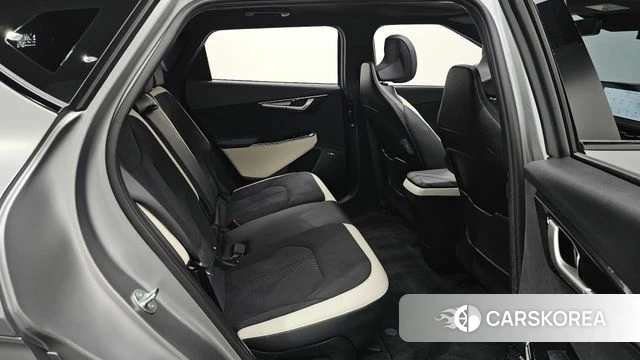Kia EV6 2024 Серый из Кореи, фото 2