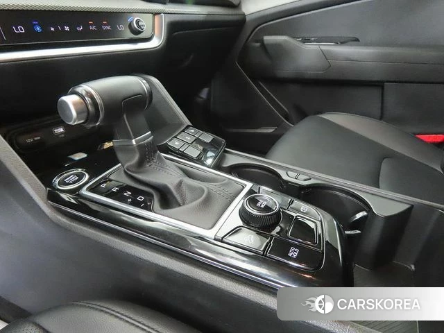 Kia Sportage 5th Generation 2022 Белый из Кореи, фото 2