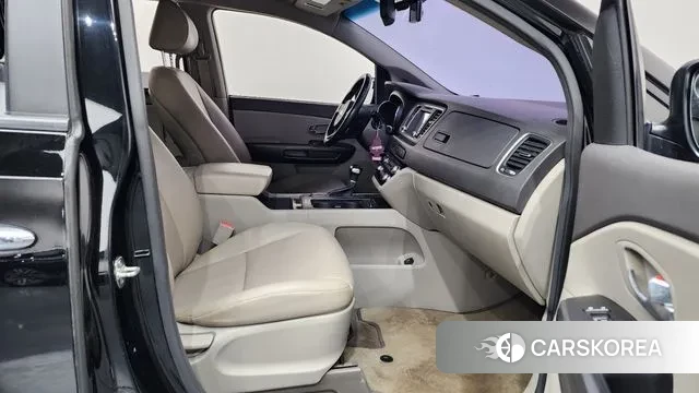 Kia All New Carnival 2018 Черный из Кореи, фото 2