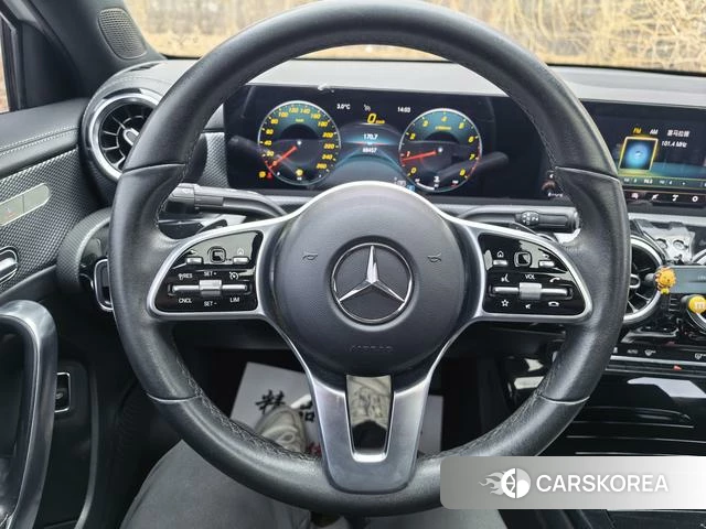 Mercedes-Benz Class A 2022 Белый из Китая, фото 2