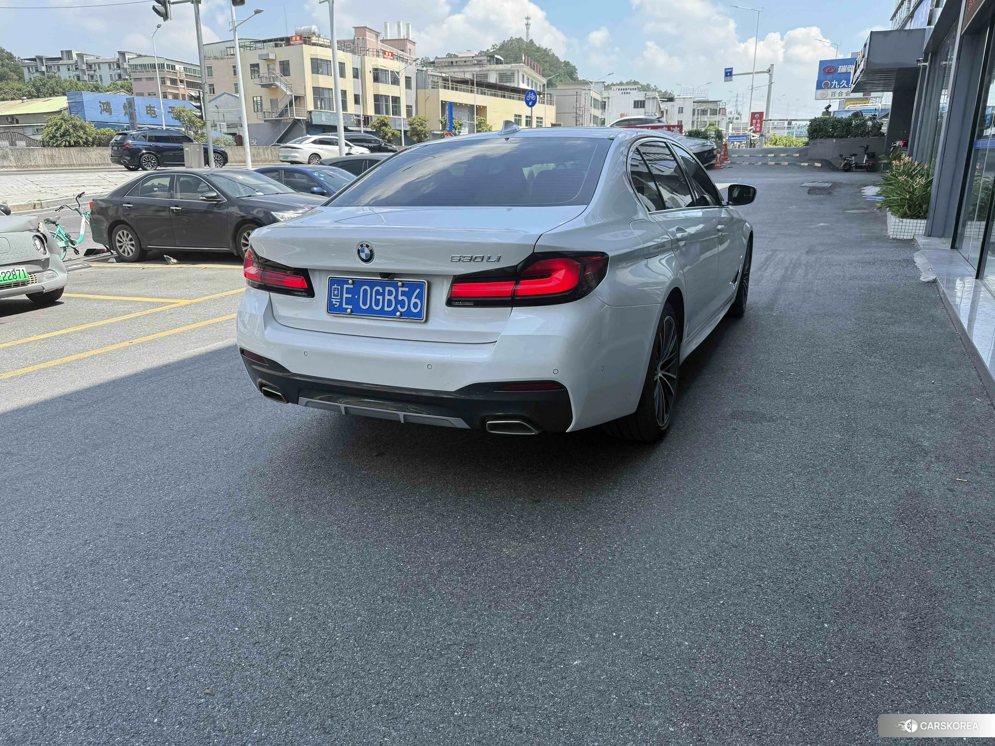 BMW 5 series 2021 Белый из Китая, фото 2