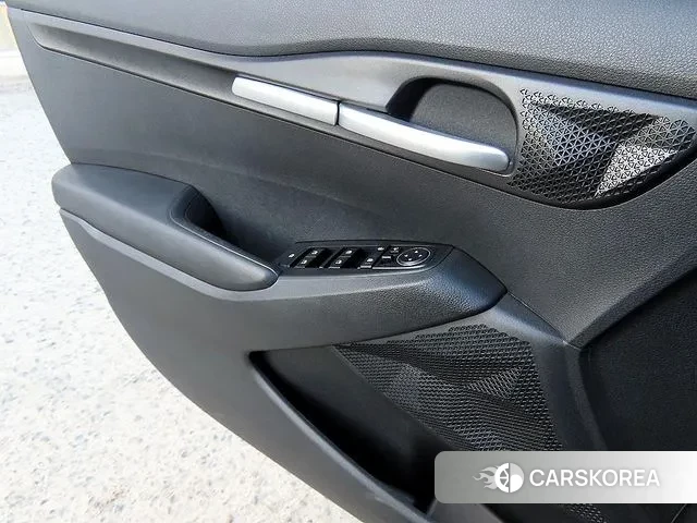 Kia Seltos 2021 Белый из Кореи, фото 2