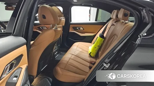 BMW 3 Series (G20) 2023 Черный из Кореи, фото 2