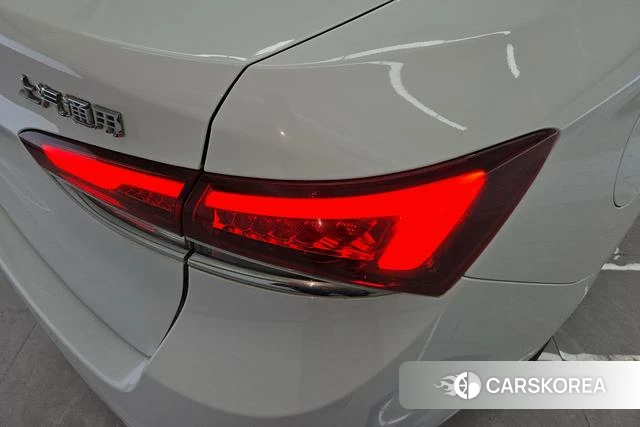 Buick Yinglang 2020 Белый из Китая, фото 2