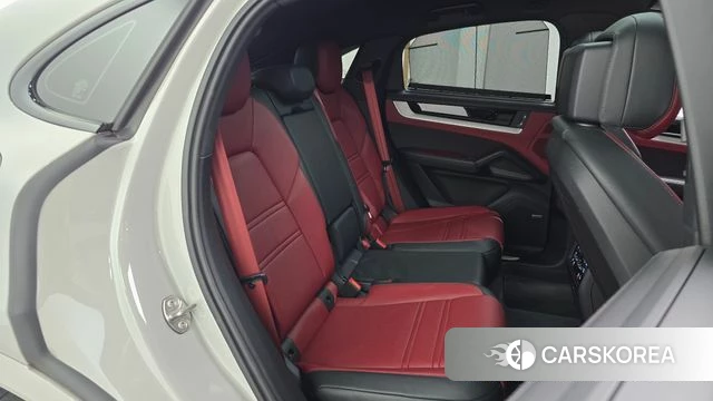 Porsche Cayenne (PO536) 2024 Серебристо-серый из Кореи, фото 2