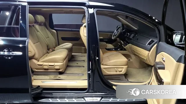 Kia The New Carnival 2019 Черный из Кореи, фото 2