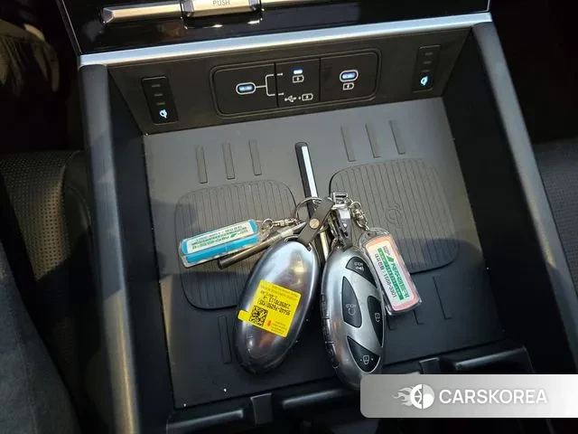 Hyundai Santa Fe (MX5) 2023 Белый из Кореи, фото 2