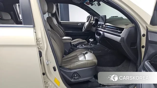 Ssangyong The New Rexton Sports Cannes 2023 Жемчужный цвет из Кореи, фото 2