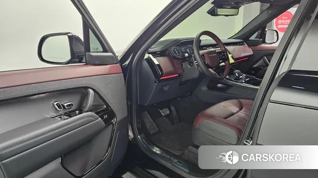 Land Rover Range Rover Sport 3rd Generation 2025 Черный из Кореи, фото 2