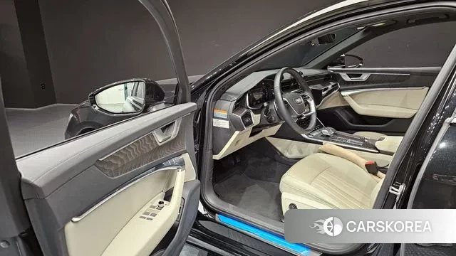 Audi A6 (C8) 2022 Черный из Кореи, фото 2