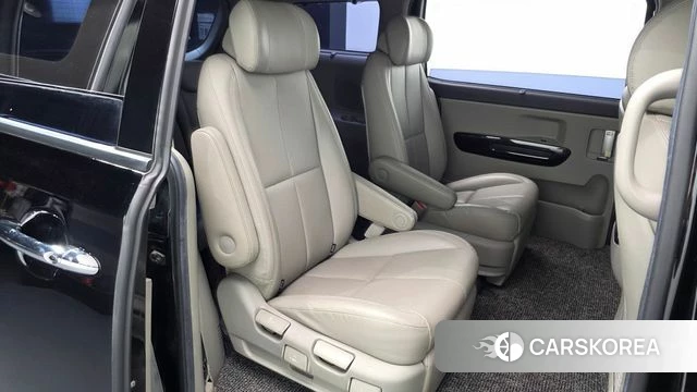 Kia The New Carnival 2019 Черный из Кореи, фото 2