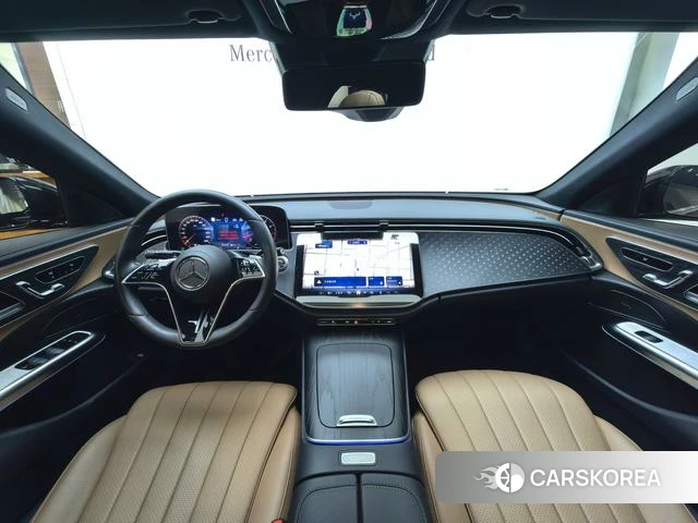 Mercedes-Benz E-class 2024 Черный из Китая, фото 2