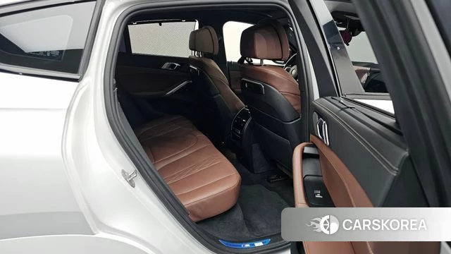 BMW X6 (G06) 2024 Белый из Кореи, фото 2